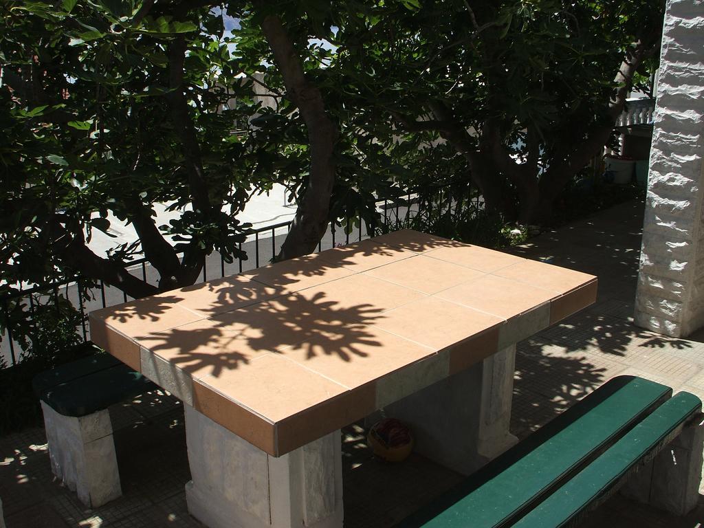 סנג' Apartmani Mira מראה חיצוני תמונה